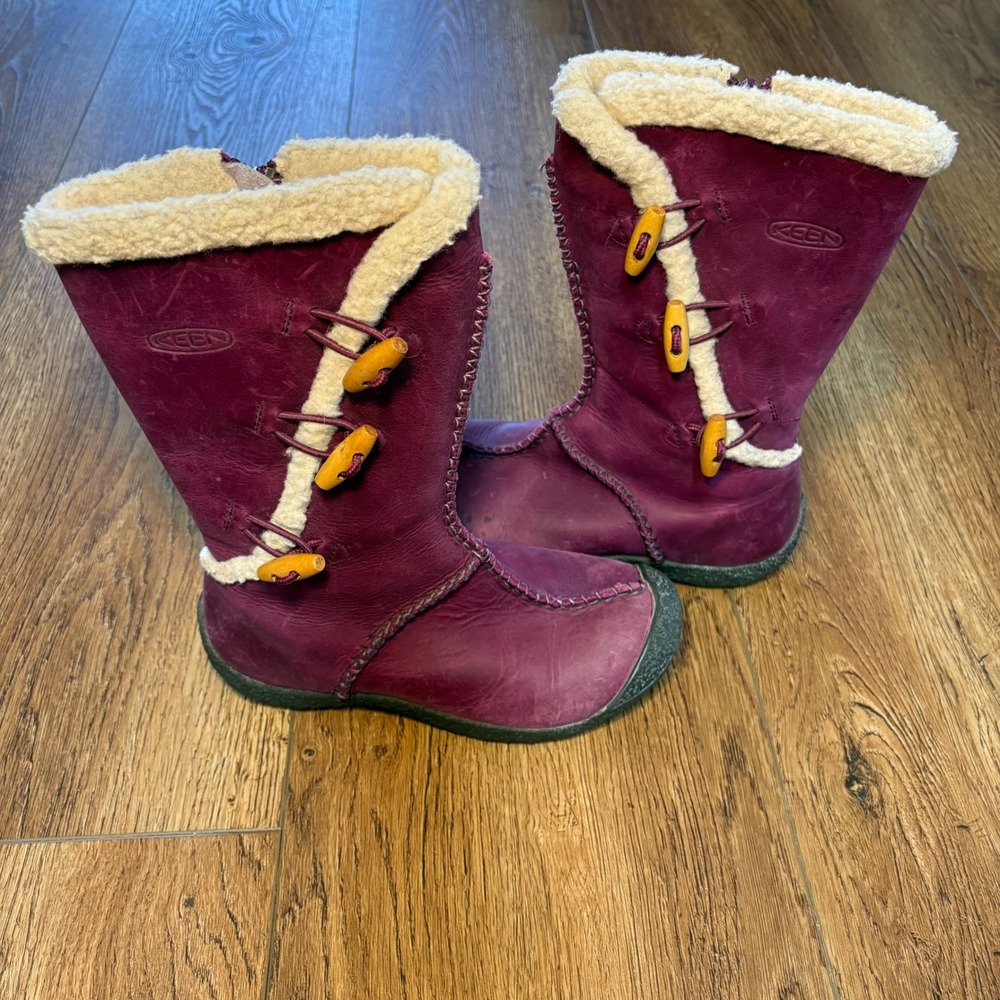 Keen Amar Purple‎ Leather Toggle Mid-Calf Hiking Boots Womens 5 Sherpa Lined